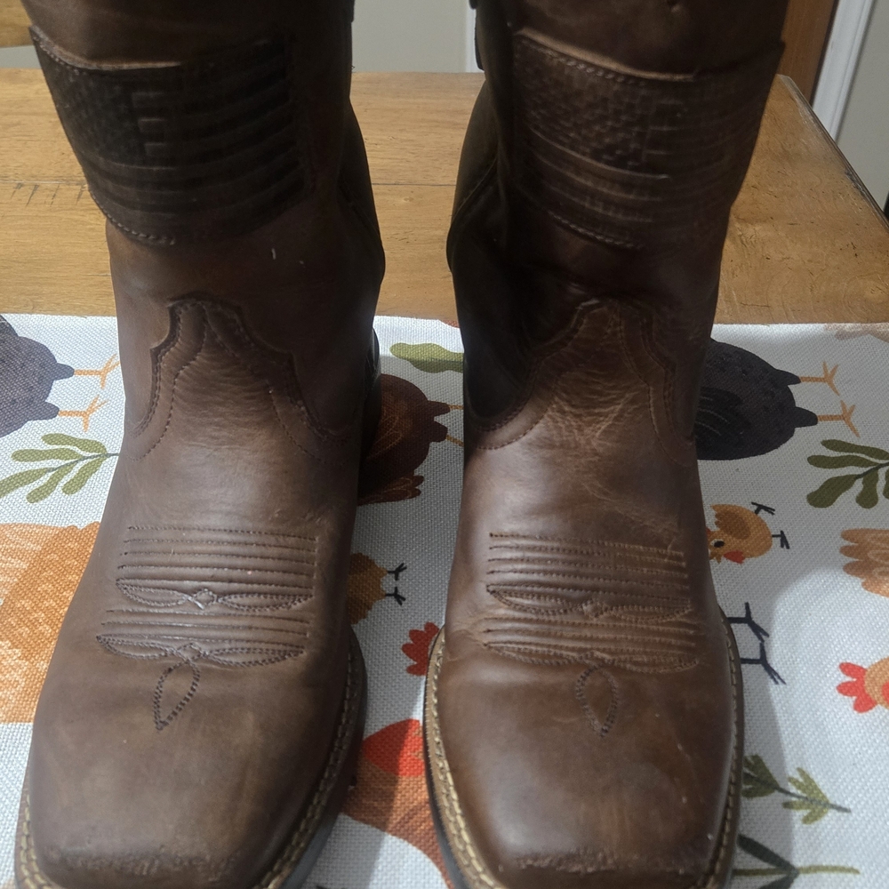 Ariat Men's Dark Brown Western Boots